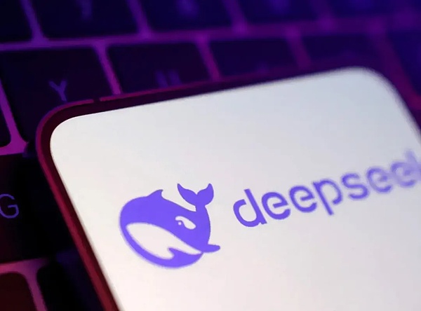 十大维度碾压Gemini 一文读懂DeepSeek的弯道超车之路